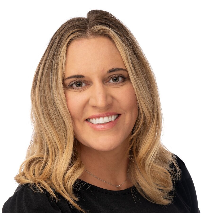 Jena Hunter, REALTOR-ASSOCIATE®